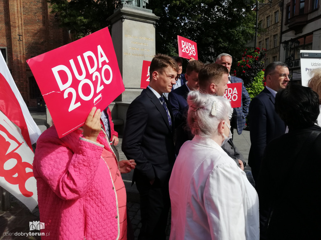 Konferencja prasowa PiS przed drugą turą