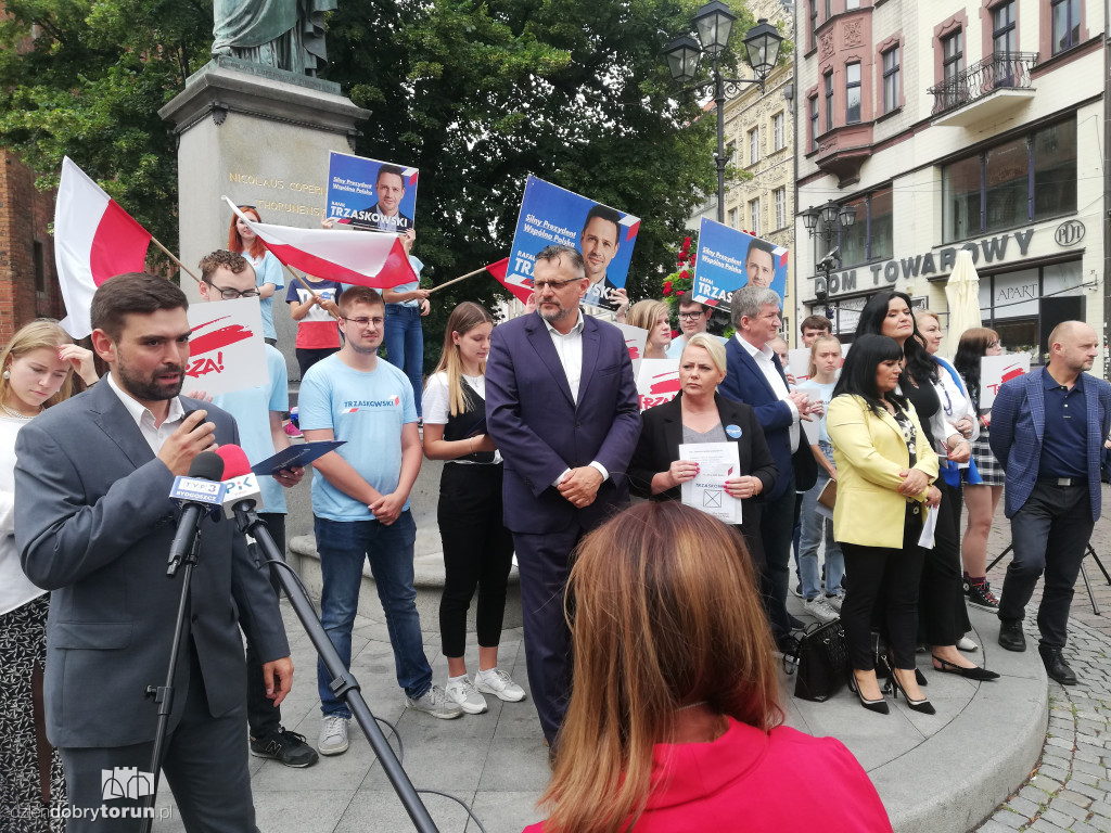 Konferencja KO popierająca R. Trzaskowskiego