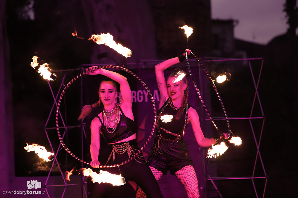 Pokaz ,,Firepower''
