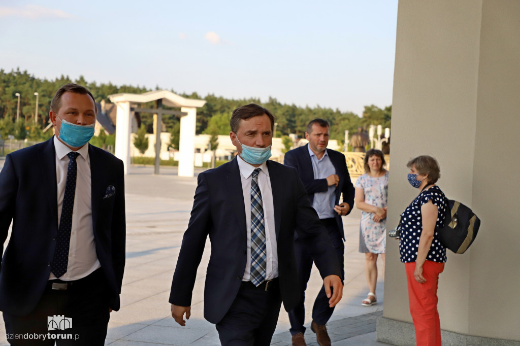 Uroczyste otwarcie parku pamięci