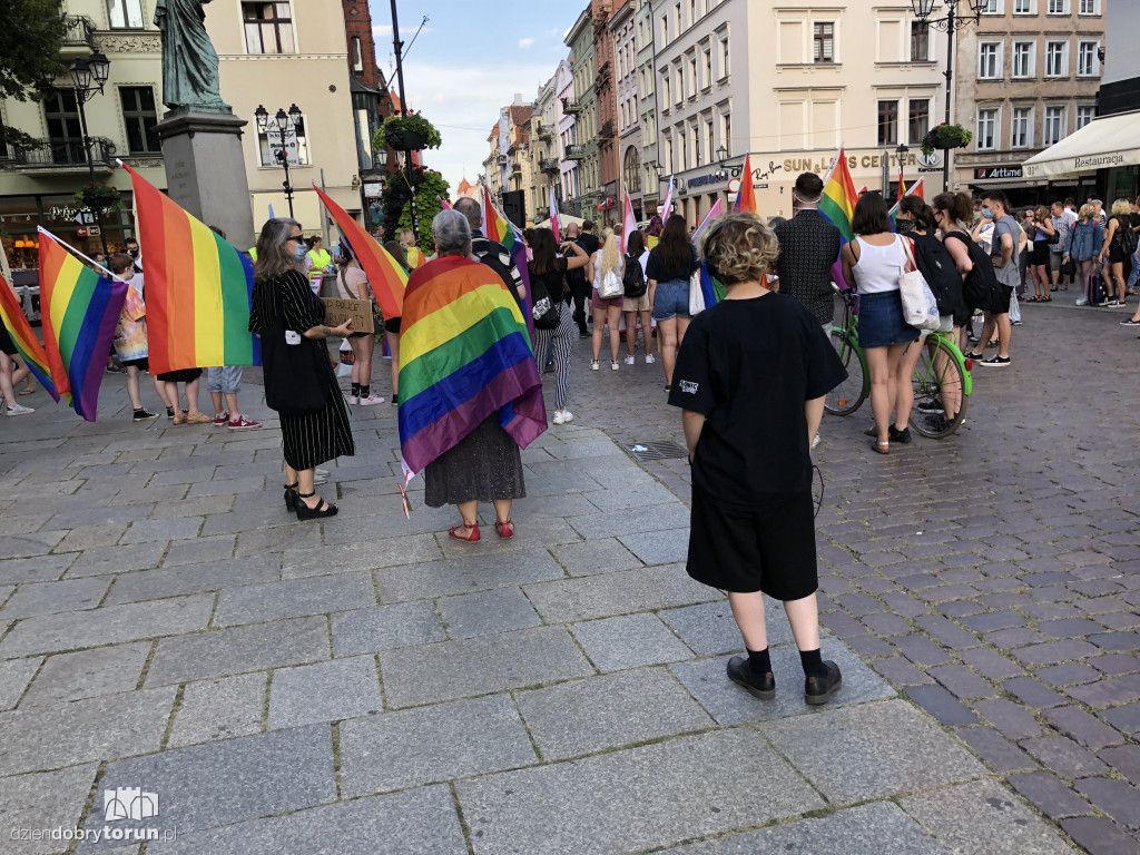 Protest na toruńskiej starówce w obronie Margot