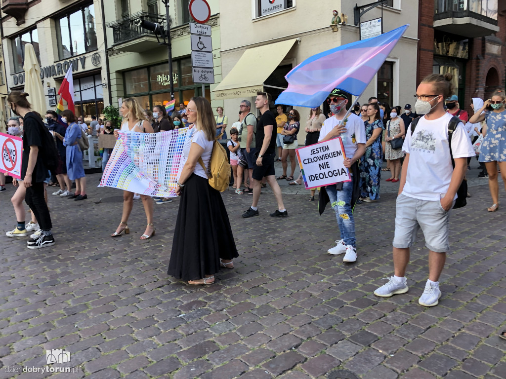 Protest na toruńskiej starówce w obronie Margot