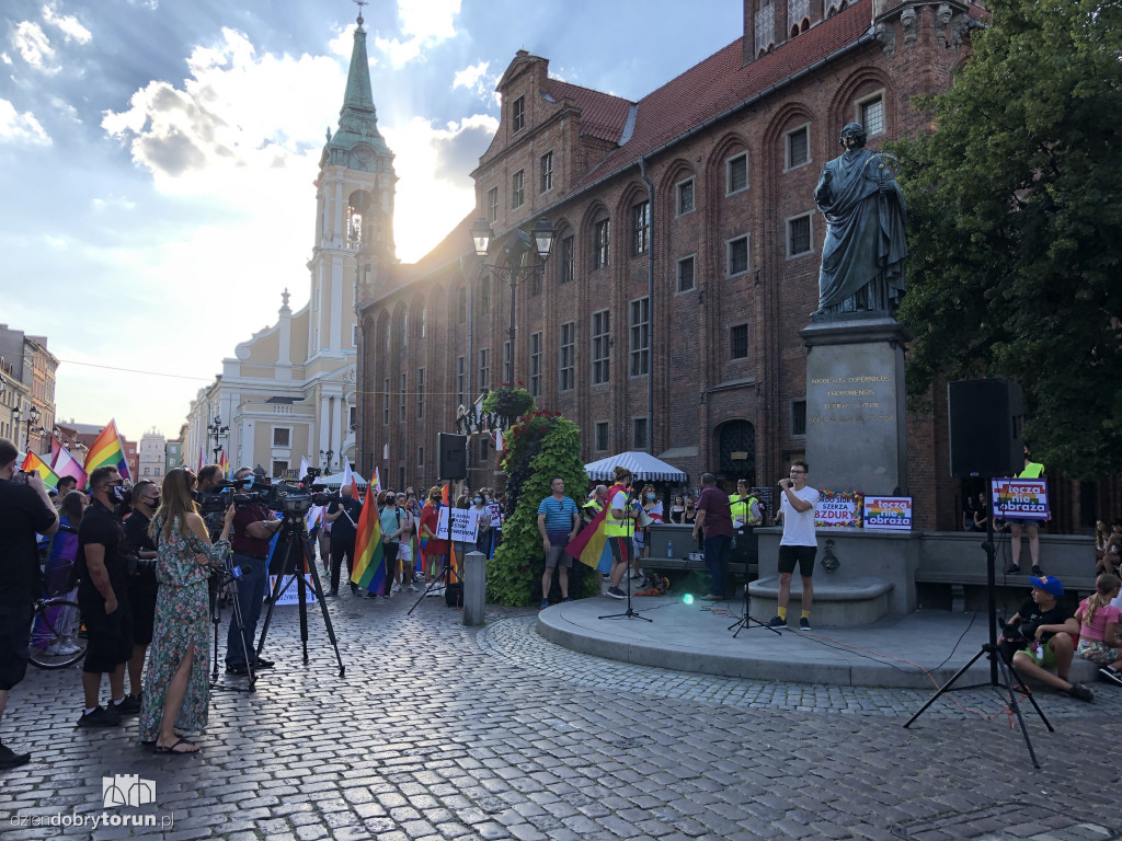 Protest na toruńskiej starówce w obronie Margot