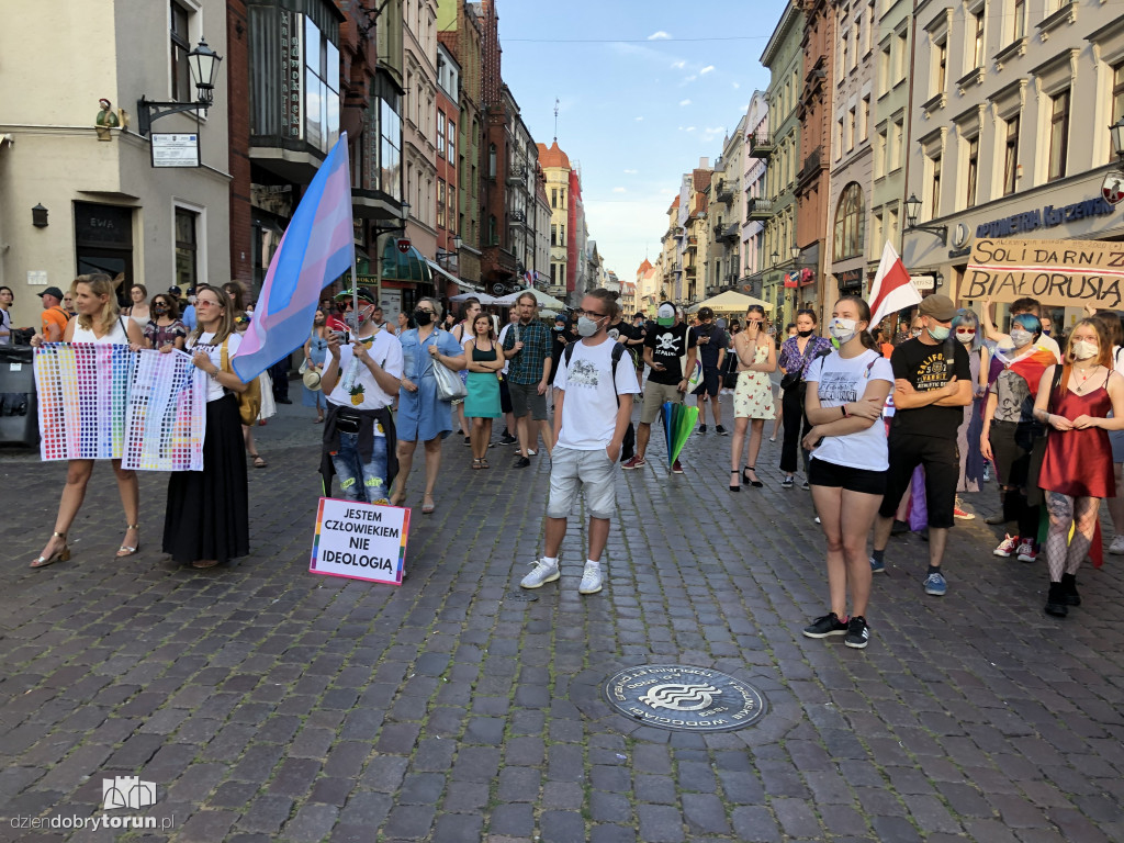 Protest na toruńskiej starówce w obronie Margot