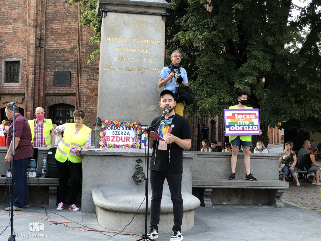 Protest na toruńskiej starówce w obronie Margot