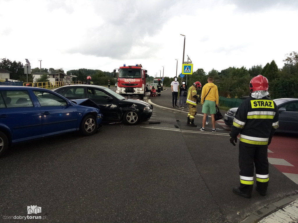 Kolizja trzech pojazdów przy Wiślanej