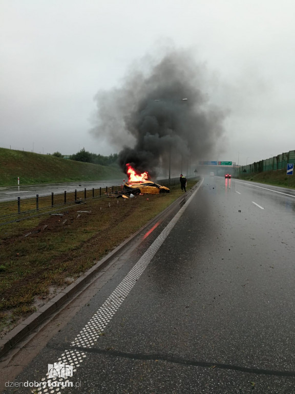 Strażacy pomogli kierowcy lamborghini cz.2