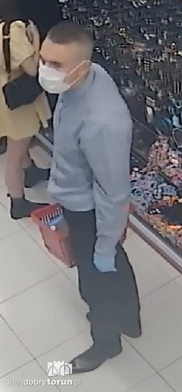 Policja szuka złodzieja. Poznajecie go?