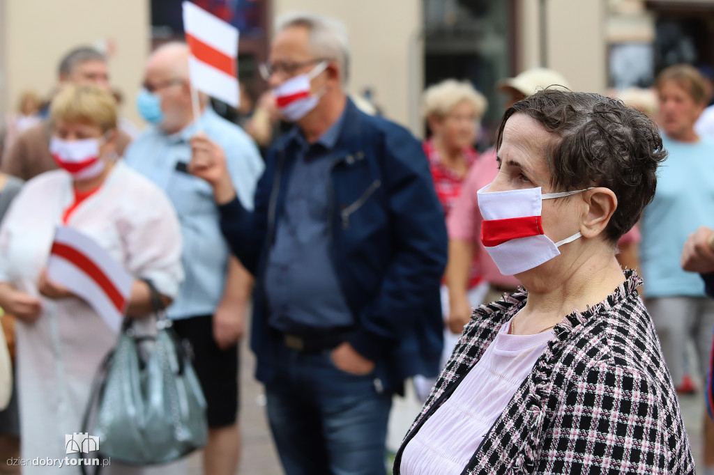Żyve Białoruś ! Wspieramy Kupałauski Teatr