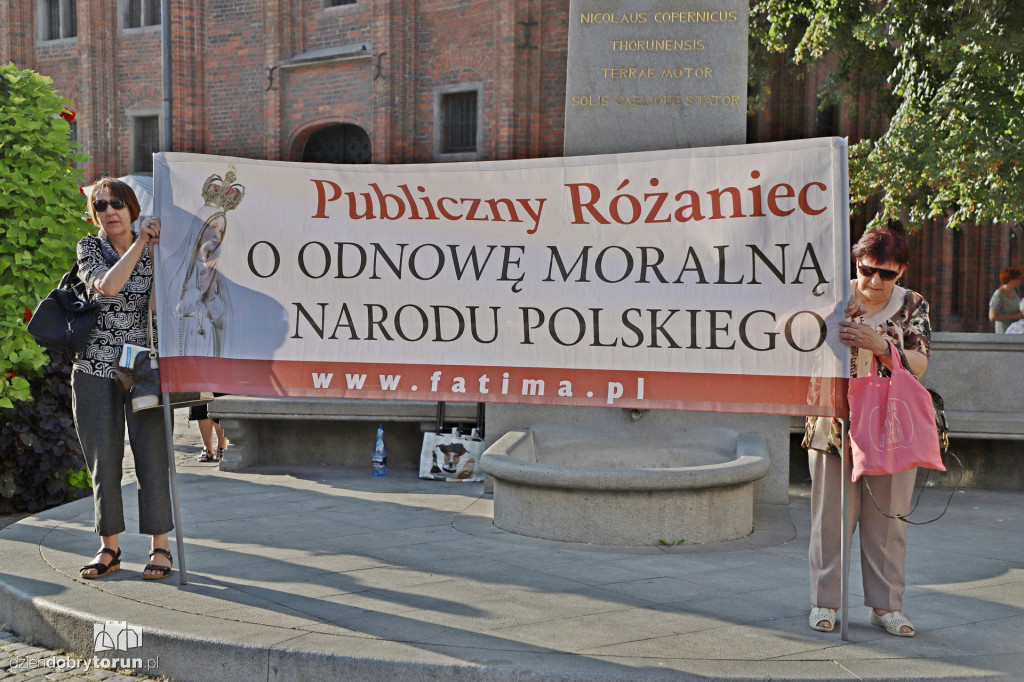 Różaniec za grzechy profanacji Sacrum przez LGBT