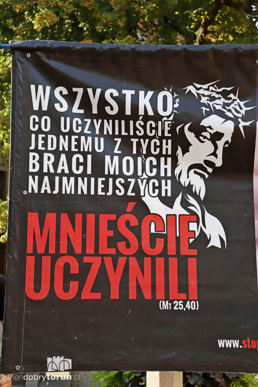Różaniec za grzechy profanacji Sacrum przez LGBT