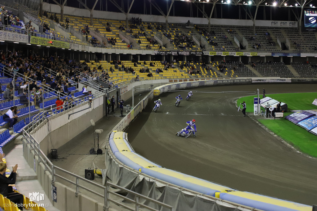 Apator Toruń 64:26 Unia Tarnów