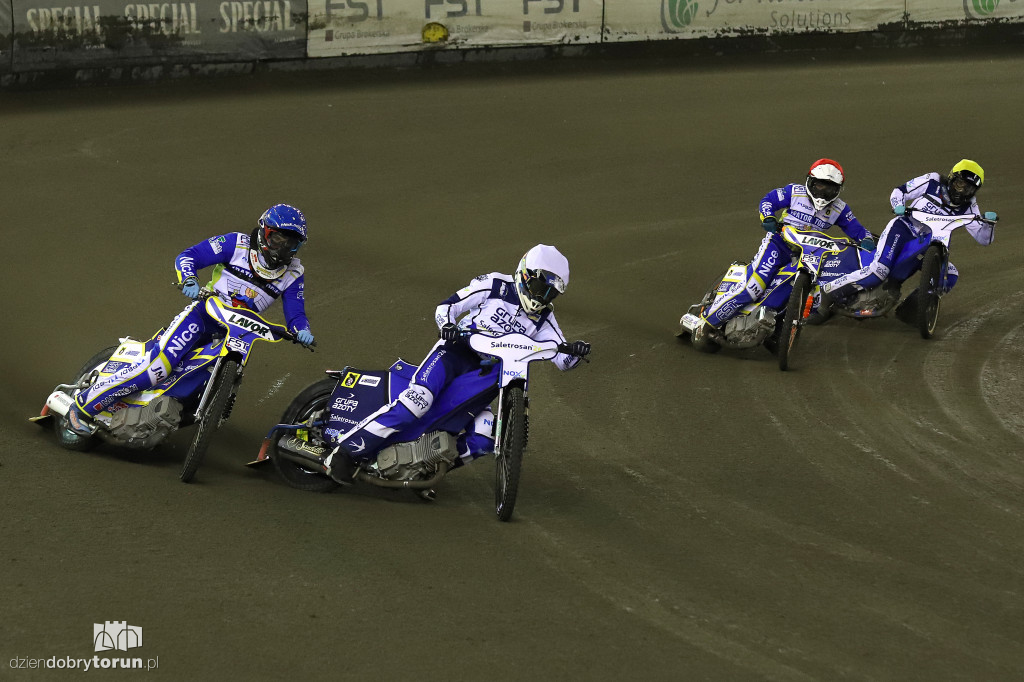 Apator Toruń 64:26 Unia Tarnów