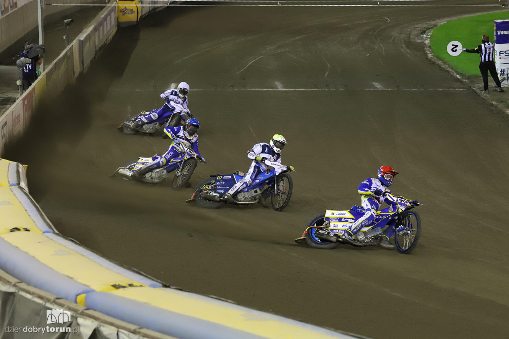 Apator Toruń 64:26 Unia Tarnów