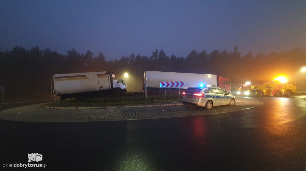 Wypadek na rondzie przy Łódzkiej