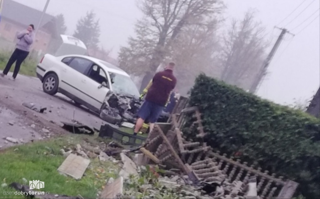 Wypadek w Brąchnowie przy ul. Lipowej