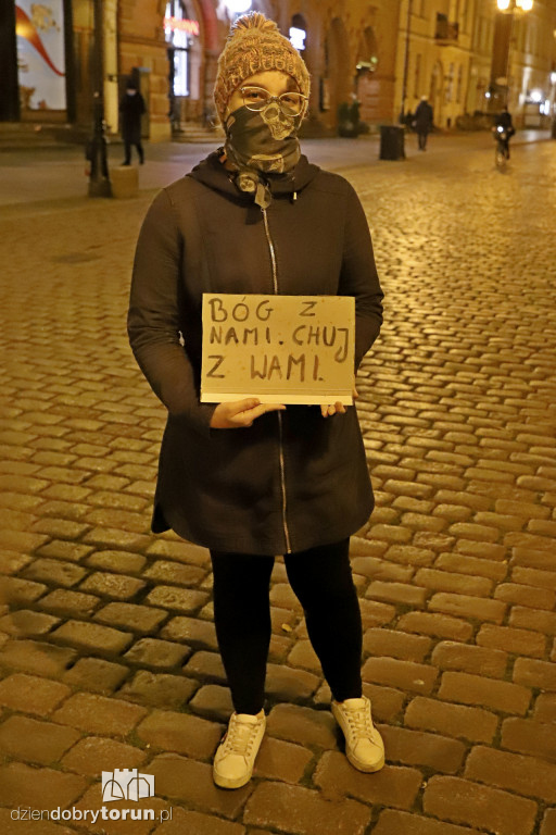 Protest kobiet pod siedzibą Kuratorium Oświaty