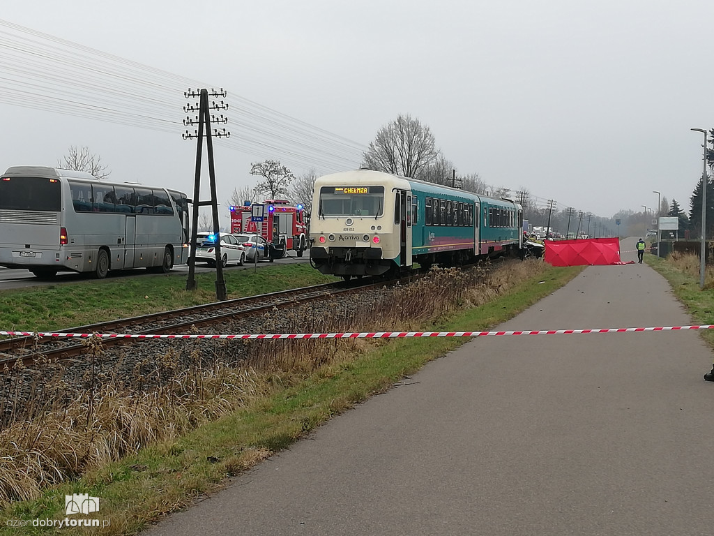 Wypadek w Łysomicach k. Torunia. Kierowca bez szans