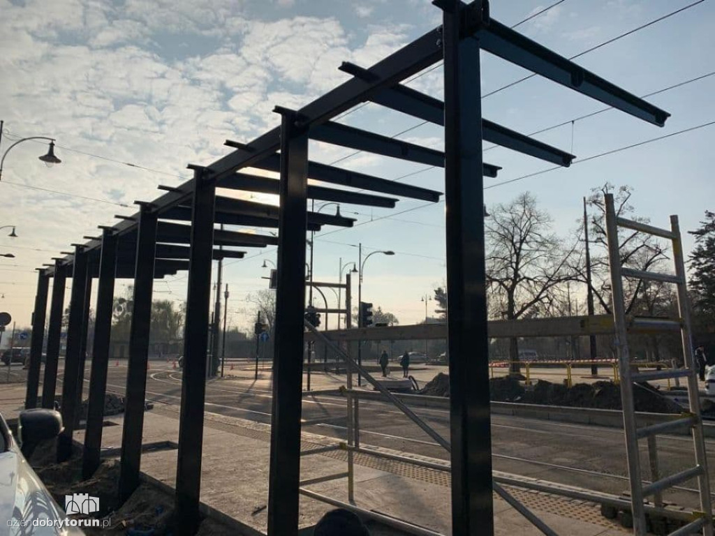 Toruń: prace na placu Rapackiego