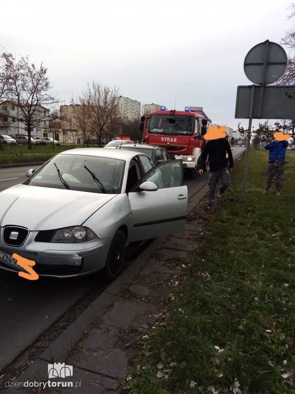 Toruń: kolizja przy Szosie Lubickiej