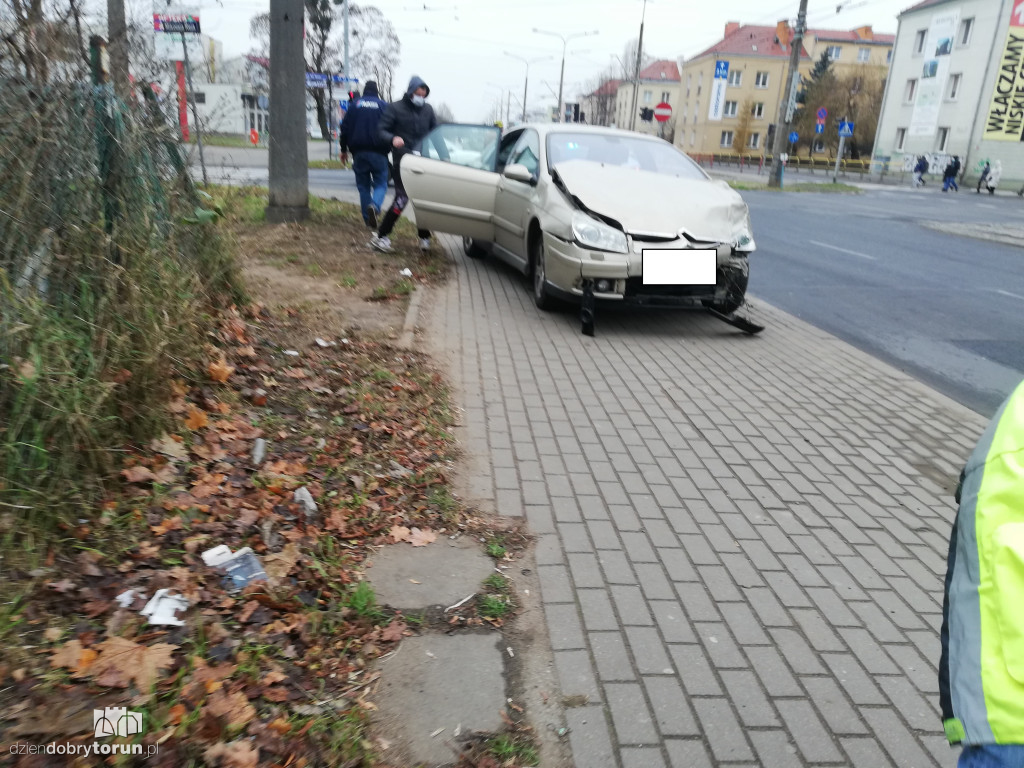 Toruń: kolizja przy Broniewskiego
