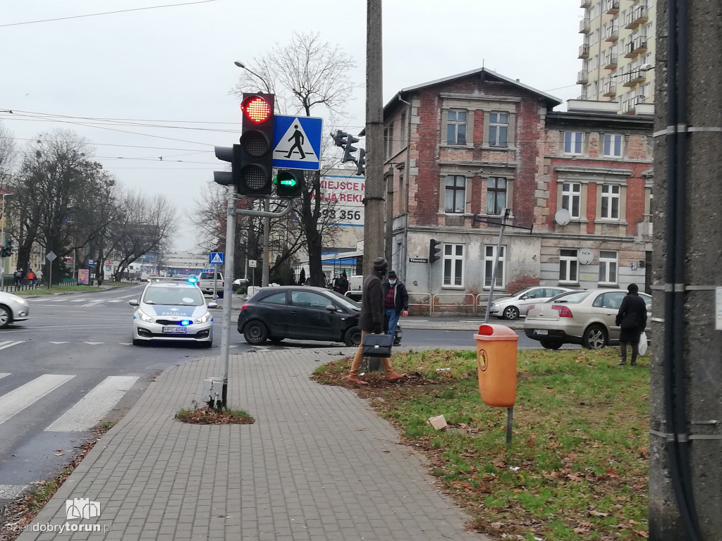 Toruń: kolizja przy Broniewskiego