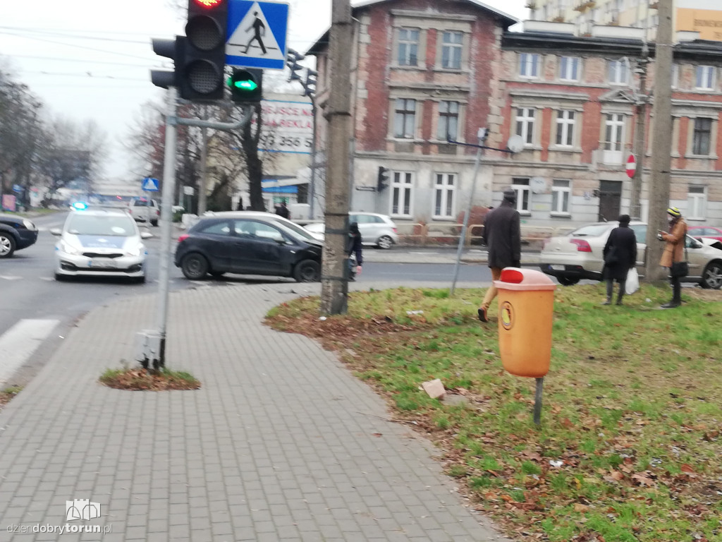 Toruń: kolizja przy Broniewskiego