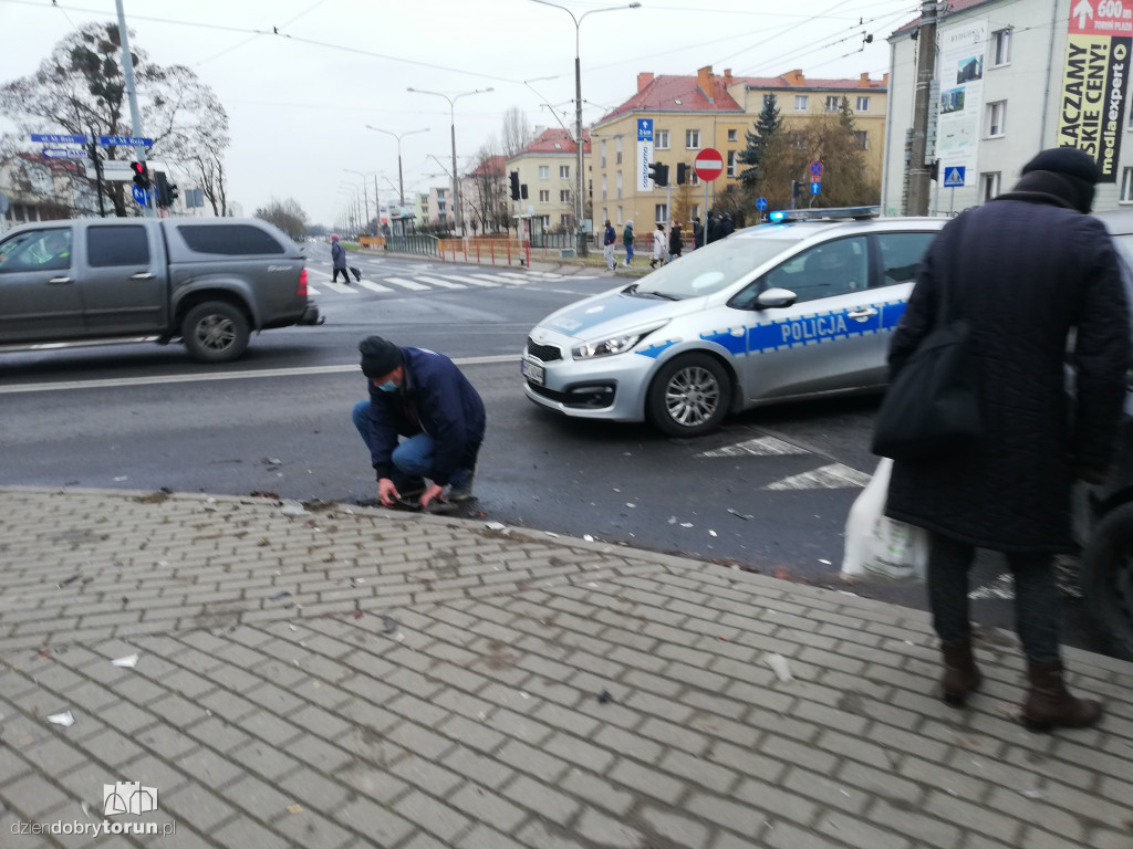 Toruń: kolizja przy Broniewskiego