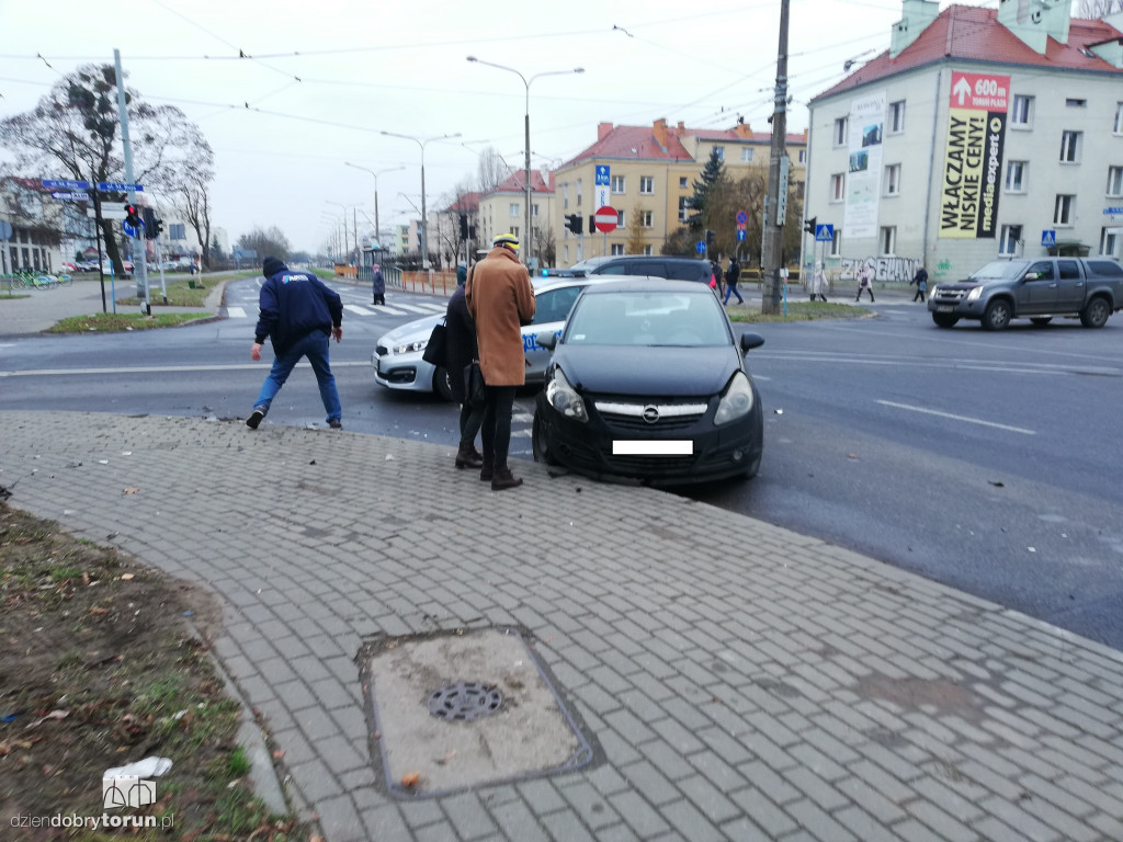 Toruń: kolizja przy Broniewskiego