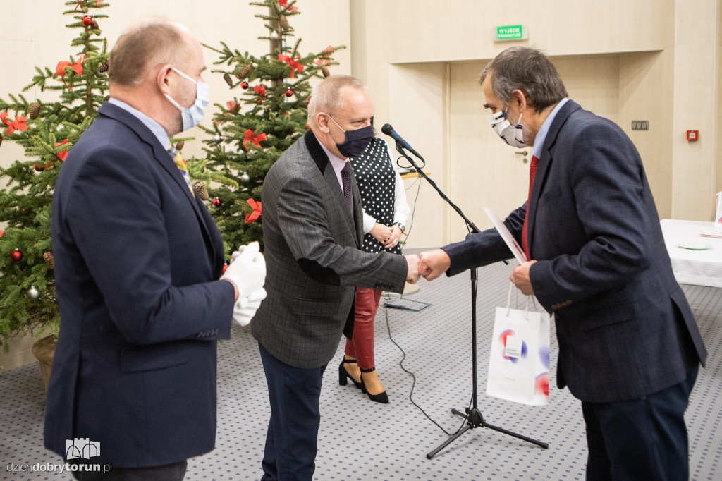 Toruń: marszałek pożegnał pracowników