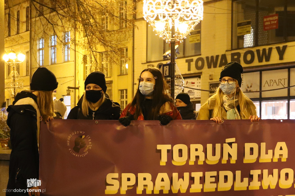 Toruń: spacer młodych dla przyszłości