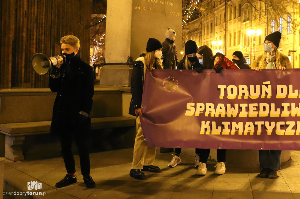 Toruń: spacer młodych dla przyszłości