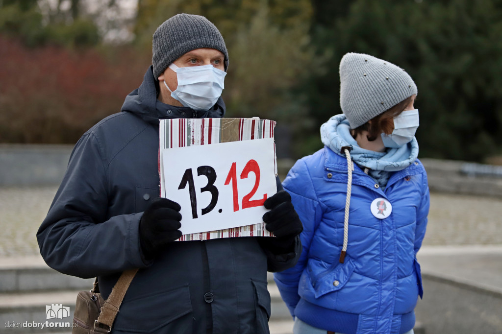 Toruń: protest kobiet ulicami starówki