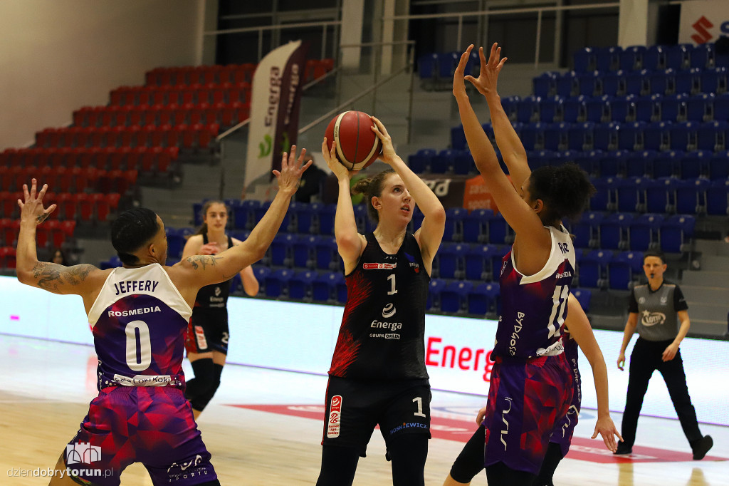 Energa Toruń 63:85 KS Basket 25 Bydgoszcz