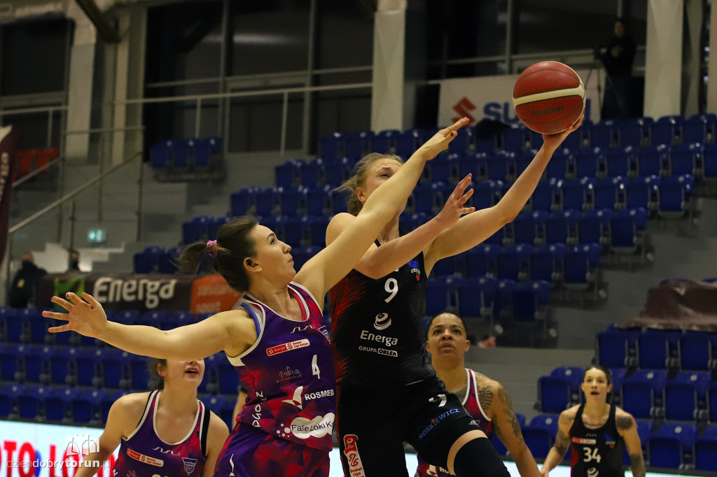 Energa Toruń 63:85 KS Basket 25 Bydgoszcz