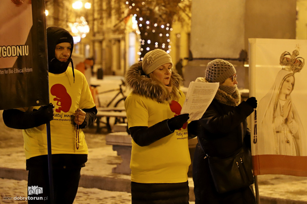Różaniec o odnowę moralną Narodu Polskiego