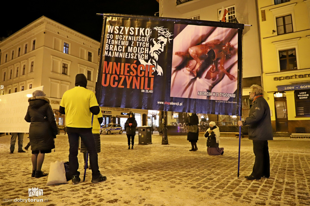 Różaniec o odnowę moralną Narodu Polskiego