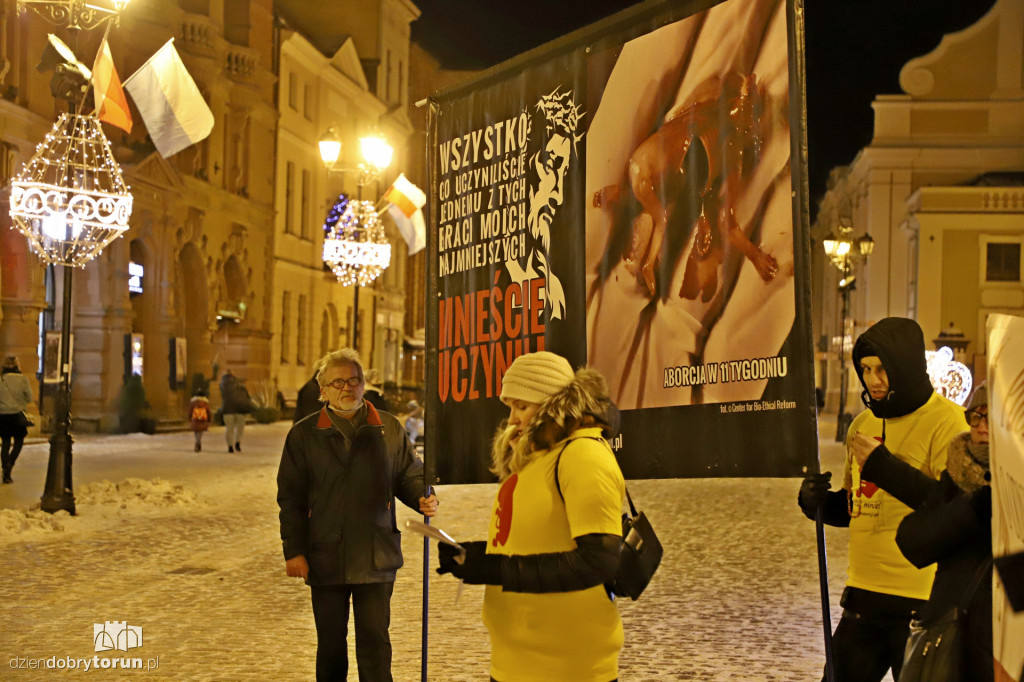 Różaniec o odnowę moralną Narodu Polskiego