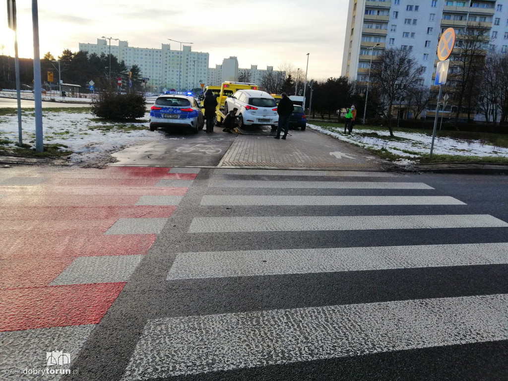 Toruń: kolizja dwóch aut na Skarpie