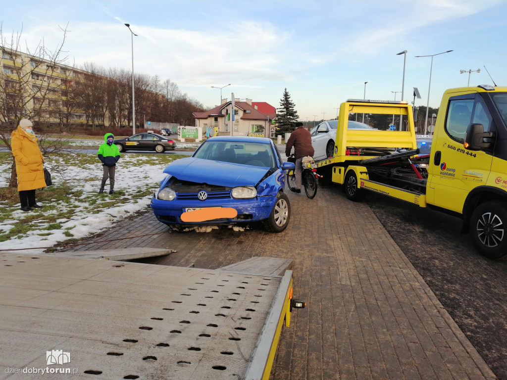 Toruń: kolizja dwóch aut na Skarpie
