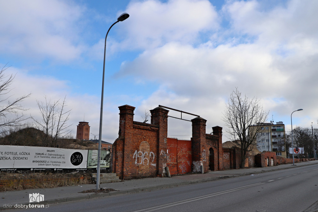 Toruń: runął ostatni symbol Tormięsu