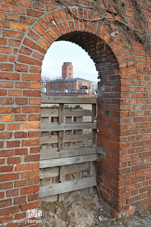 Toruń: runął ostatni symbol Tormięsu