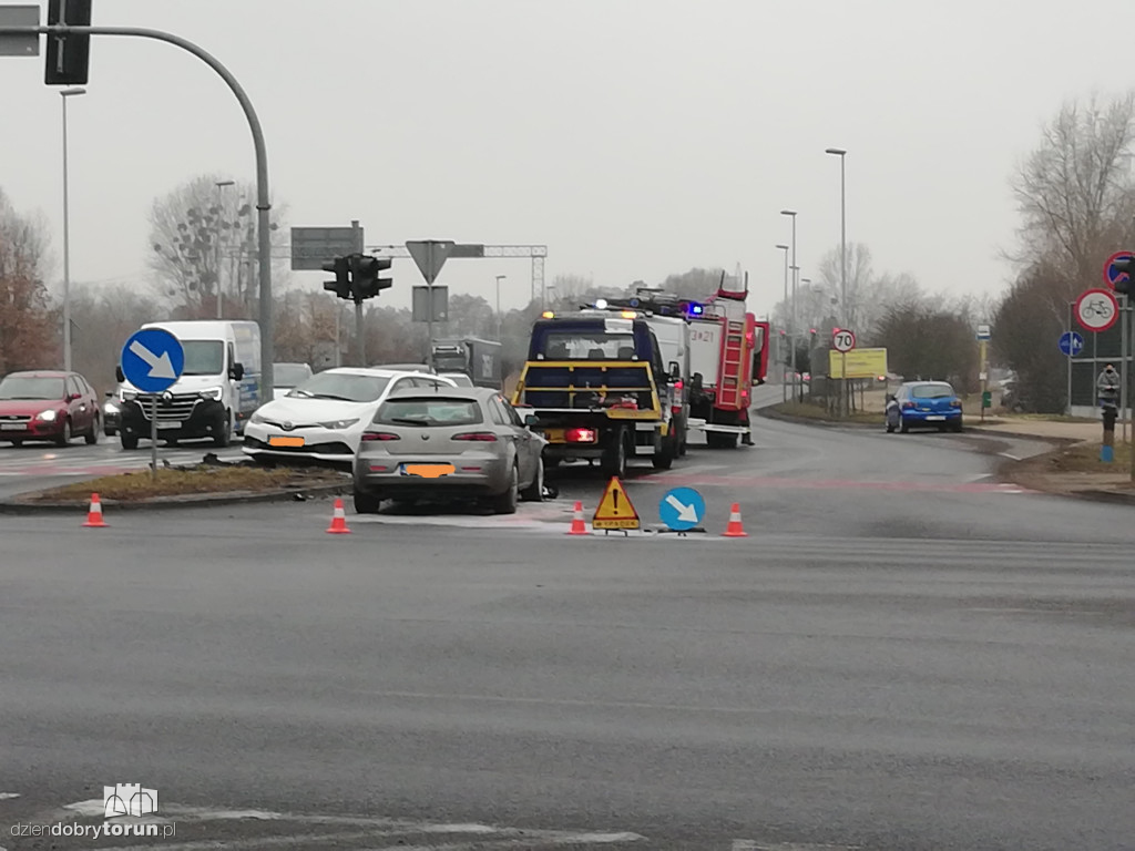 Toruń: kolizja przy Olimpijskiej/Olsztyńskiej