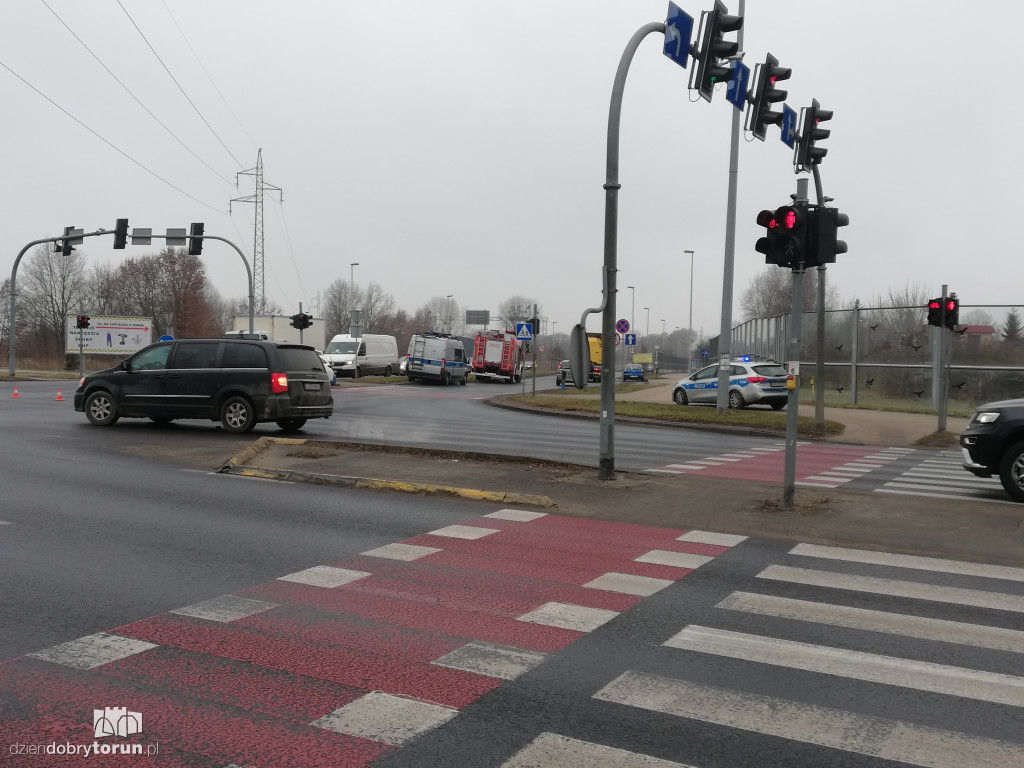 Toruń: kolizja przy Olimpijskiej/Olsztyńskiej