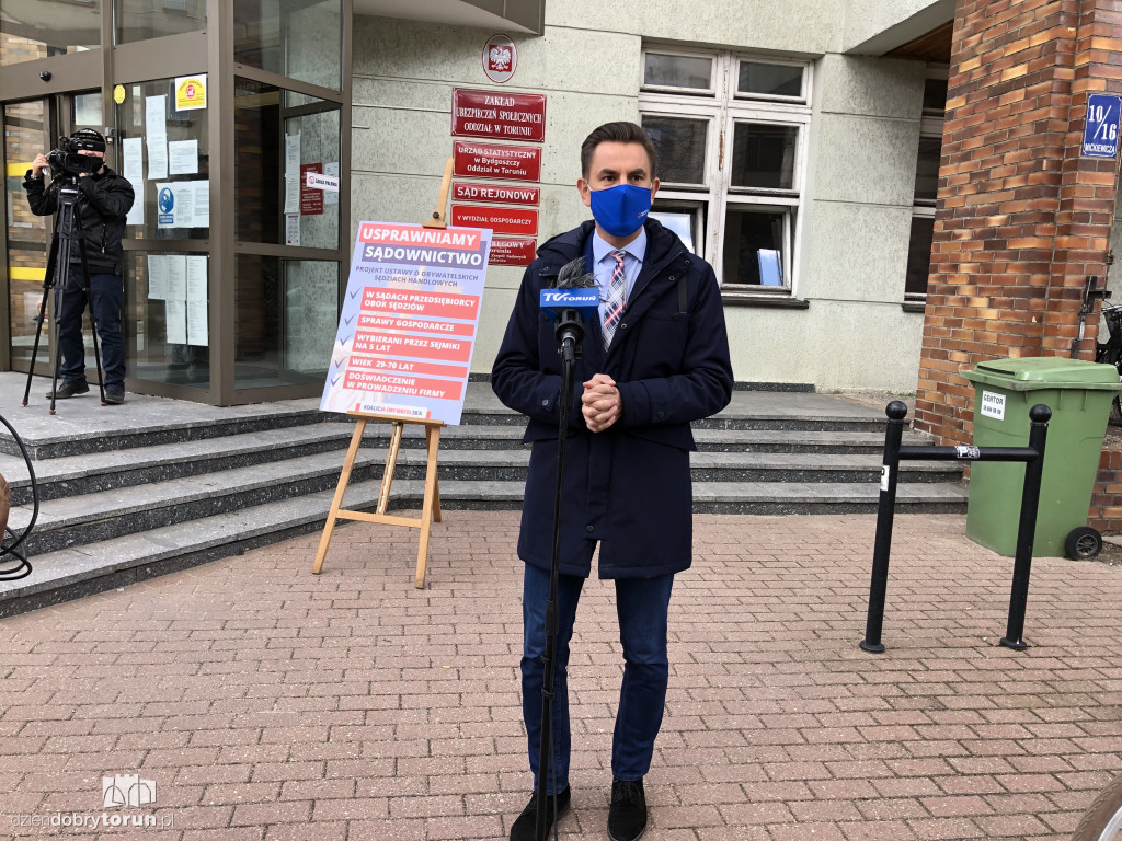Konferencja prasowa posła Arkadiusza Myrchy