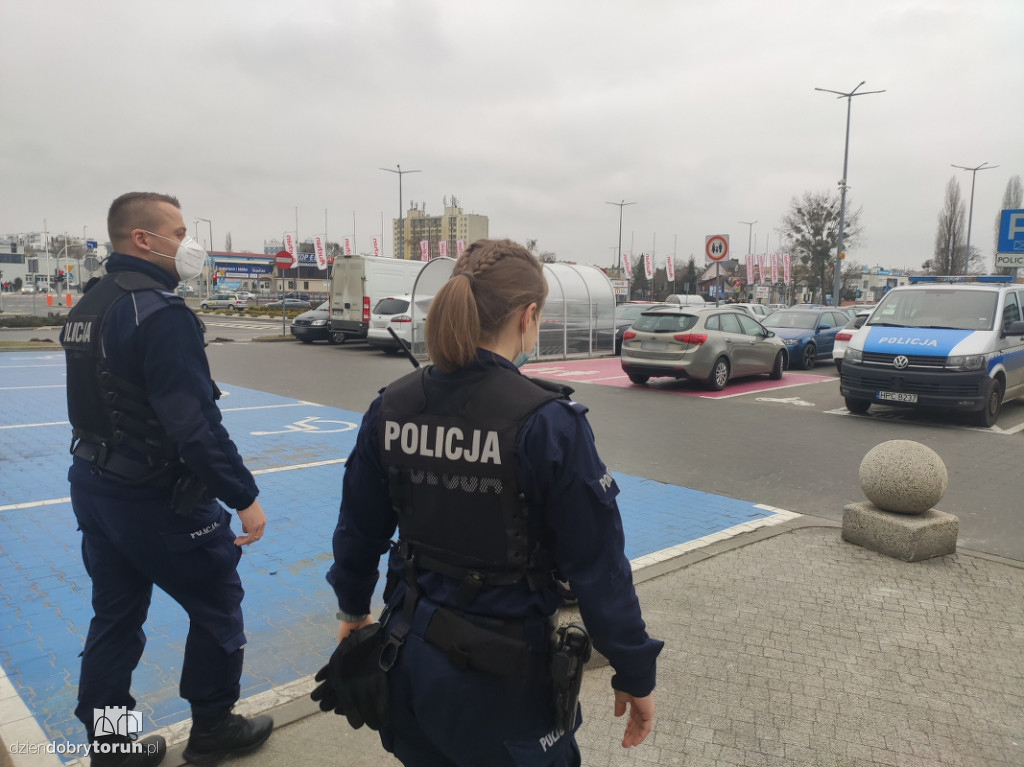 Toruń: policja przeprowadza kontrole