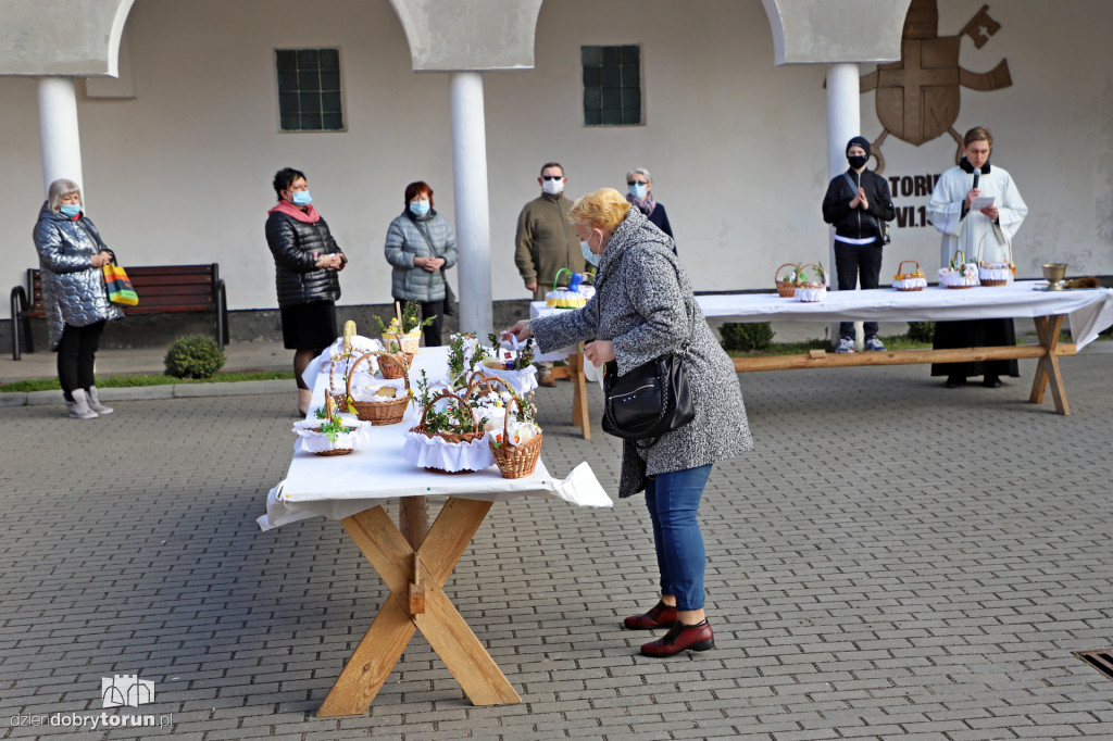 Święcenia pokarmów w toruńskich parafiach