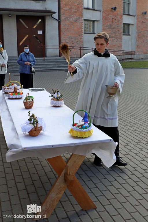 Święcenia pokarmów w toruńskich parafiach