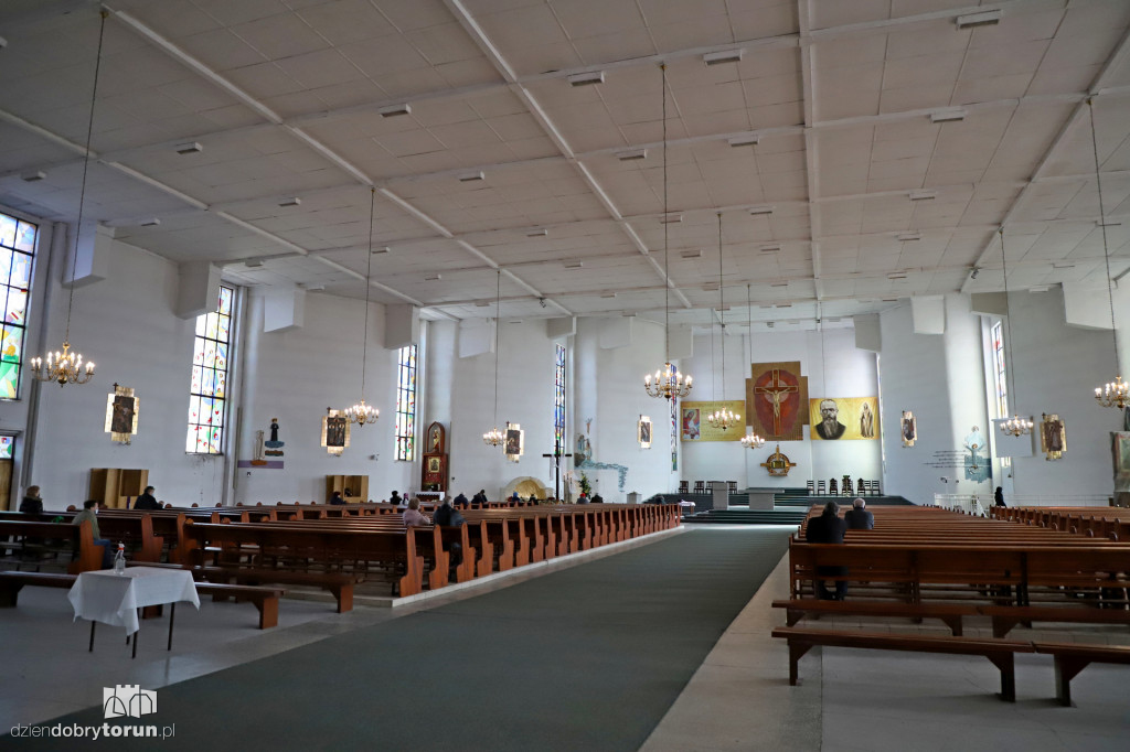 Święcenia pokarmów w toruńskich parafiach