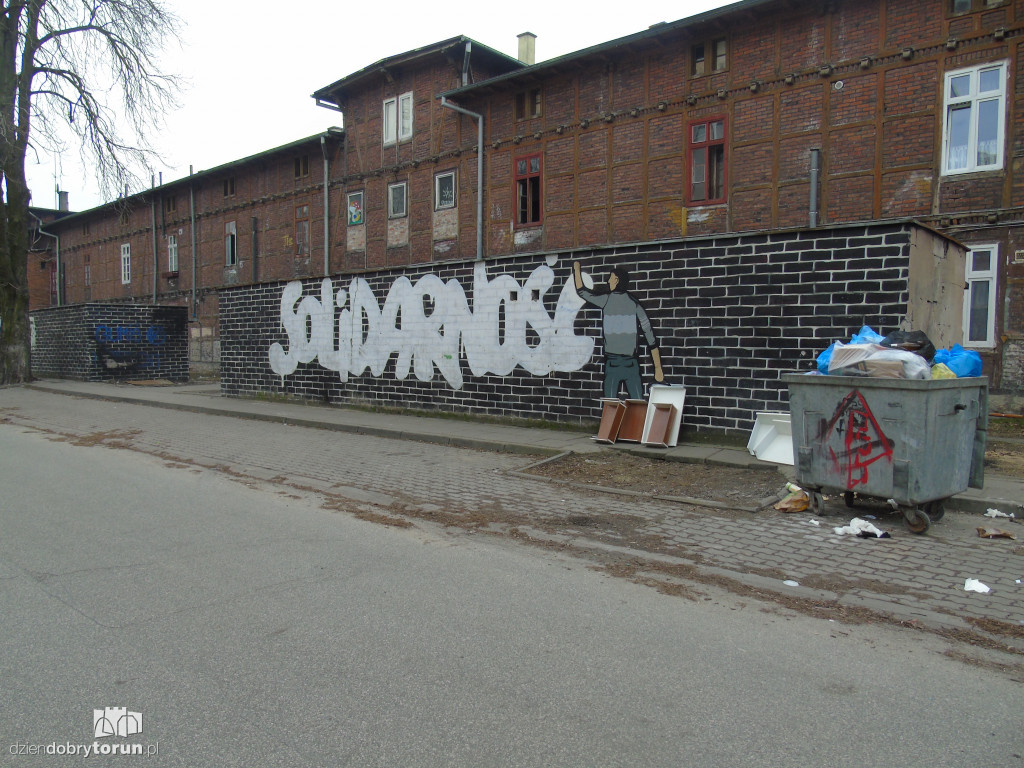 Toruń: co z budynkami przy Mickiewicza?